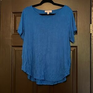 Women’s Soft Flowing Tee